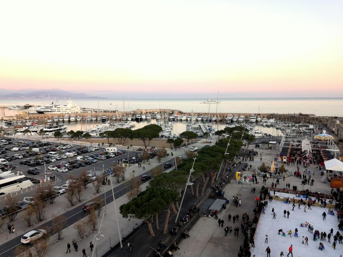 Spacieux Vieil Climatise 5 Minutes Plages Apartment Antibes